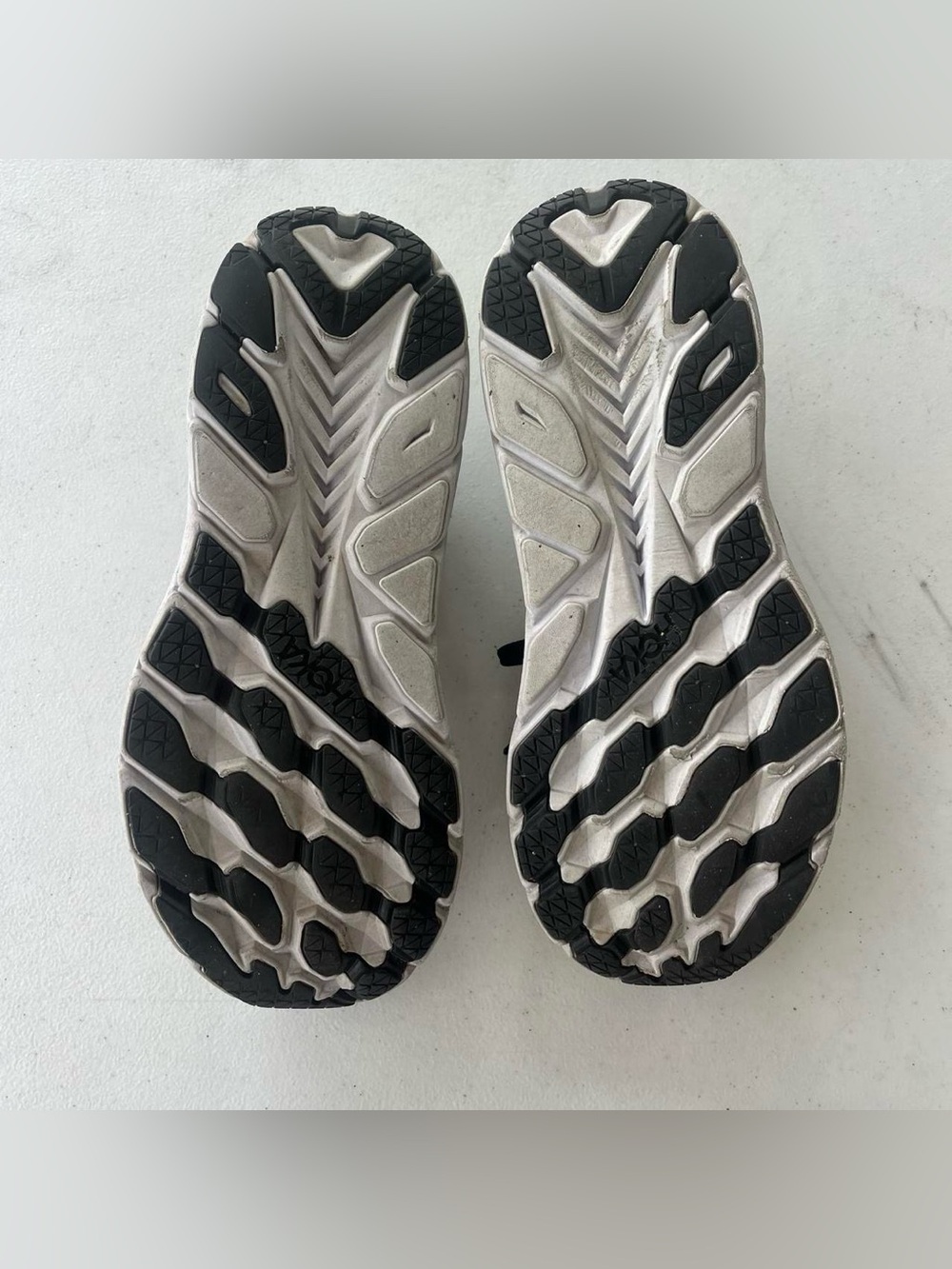 HOKA Clifton Running Shoes Black White Athletic Sneakers Women’s Size 9 - Picture 5 of 7